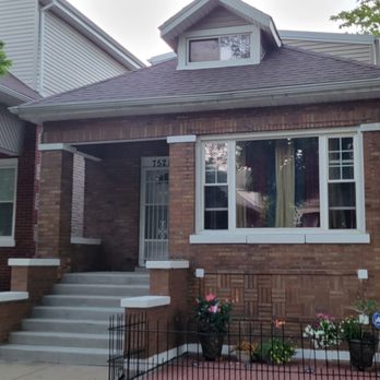 Lisa Creative Landscape - Entire house front, street view - Landscape Architects or Designers Near Me - Chicago, Illinois