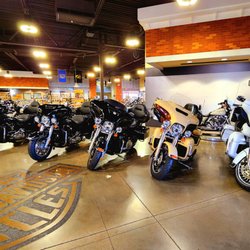 Arrowhead Harley-Davidson - Showroom