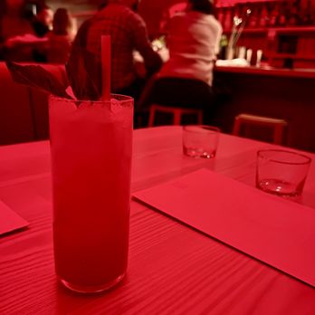 Fanboy - Patio crusher with gin - Cocktail Bars Near Me - Richmond, Virginia