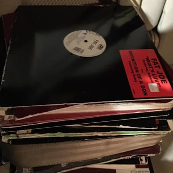 Knight Sounds Entertainment - This is what 45 pounds of vinyl looks like fresh out of Alum Rock with DJ Carlos at Knight Sounds! - Vinyl Records Near Me - San Jose, California