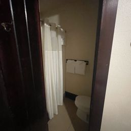 Convenient water closet in the room. Convenient water closet in the room.