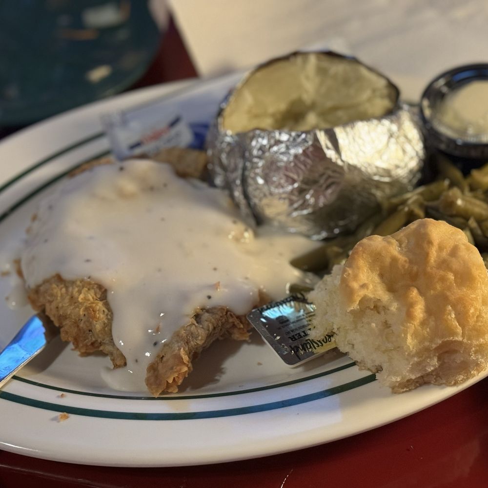 Kendall's Restaurant - Chicken Fried Steak - American Near Me - Noble, Oklahoma