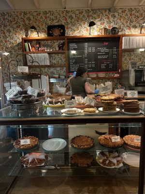 Lauretta Jean's by null