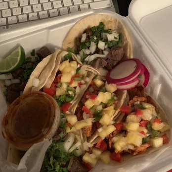 El Lechon - Lengua and adobada tacos - Food Trucks Near Me - Commerce City, Colorado