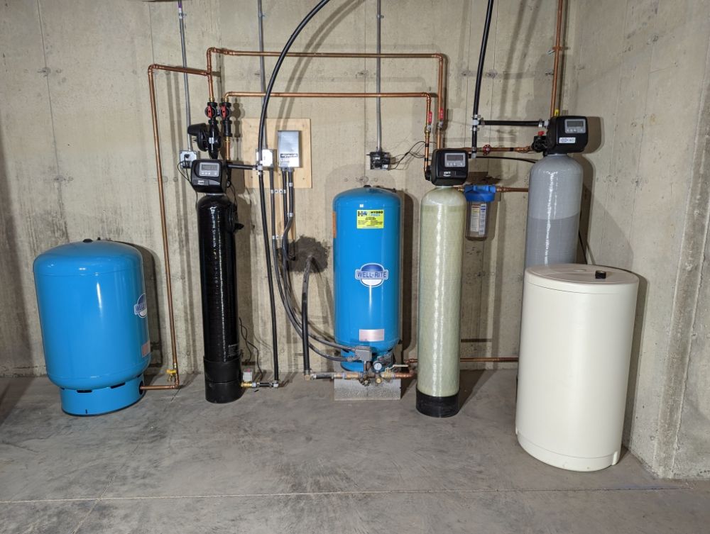 Slide of Valley Hydro Pros