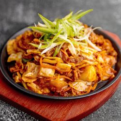 Doobi Doobap - Spicy pork bulgogi