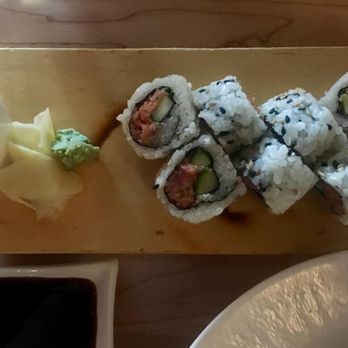 O-Ku - Spicy Salmon Roll - Sushi Bars Near Me - Washington, DC, District of Columbia