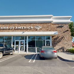 Bank of America Financial Center - Storefront