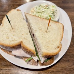 Union street Bistro and Bakery - Cape codder - turkey, cranberry cream cheese, Granny Smith, spinach, cheddar