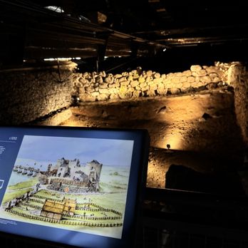 King John's Castle - Landmarks & Historical Buildings Near Me - Limerick, LK