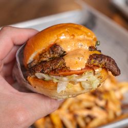 CHI TEA - Hot Chicken, Burgers, & Wings