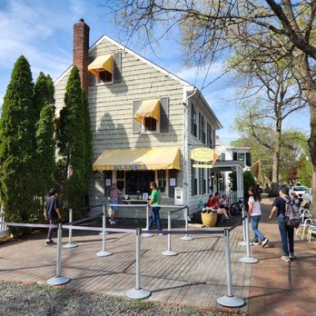 Gil & Bert's Ice Cream - Ice Cream & Frozen Yogurt Near Me - Cranbury, New Jersey