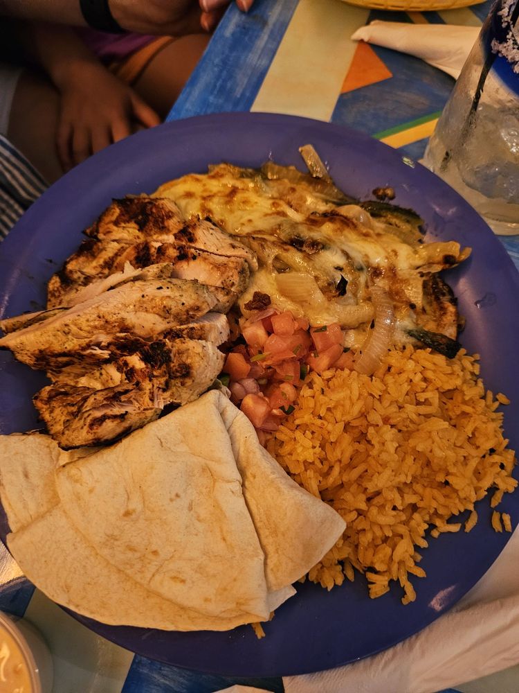 Social spots from Taqueria El Poblano