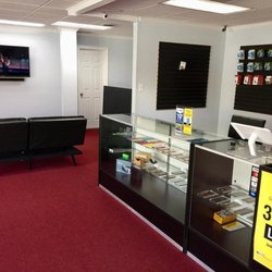 Tech Squad Wireless Solutions - Tech Squad Wireless Solutions Store Interior