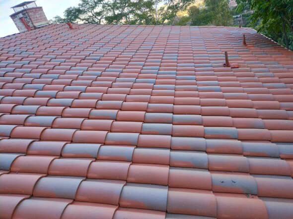 Slide of LA Roof Toppers