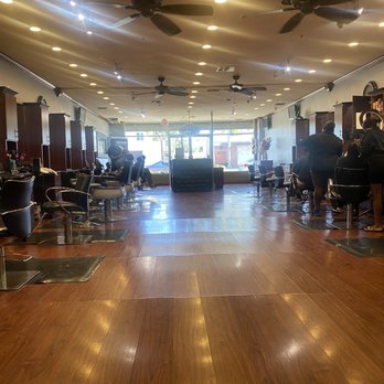 Expressions Hair Lounge - Hair Salons Near Me - Long Beach, California