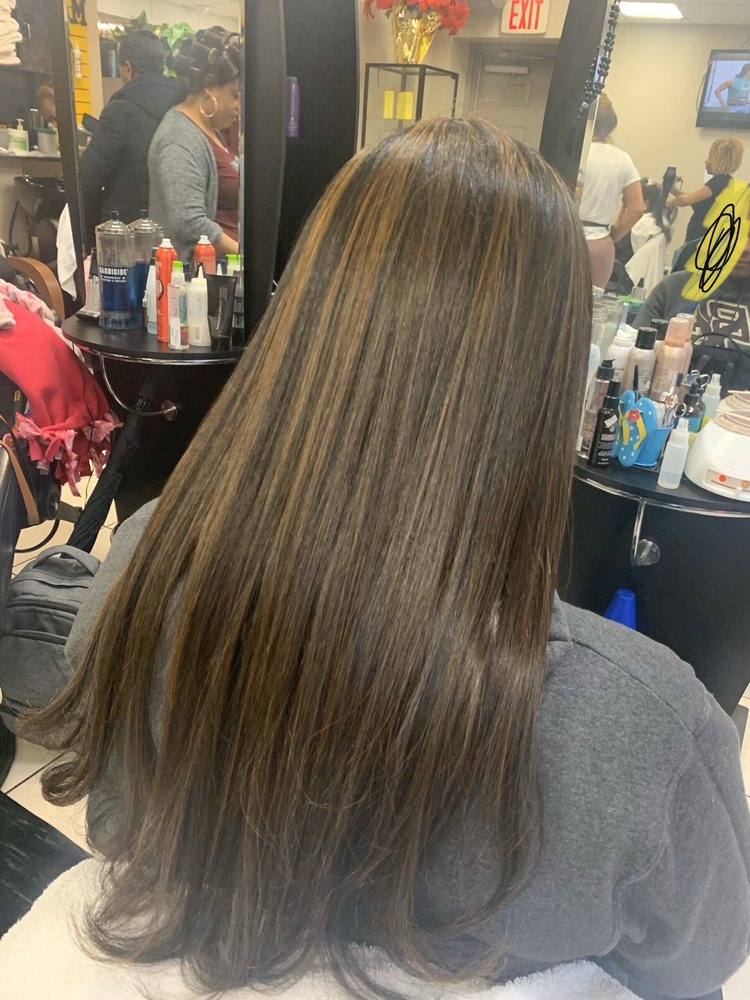 MARGARITA BEAUTY SALON 571 Dudley St, Dorchester, Massachusetts