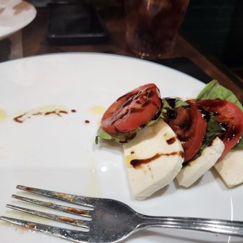 Barcuso - Caprese appetizer-- $15 Be prepared to eat with your hands. We were given it with that one fork & had to request plates to eat it off of. - Pizza Near Me - Upland, California Barcuso - Caprese appetizer-- $15 Be prepared to eat with your hands. We were given it with that one fork & had to request plates to eat it off of. - Pizza Near Me - Upland, California