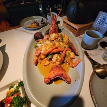 Cheli - Flushing - Lobster in butter and garlic sauce - Shanghainese Near Me - Flushing, New York Cheli - Flushing - Lobster in butter and garlic sauce - Shanghainese Near Me - Flushing, New York