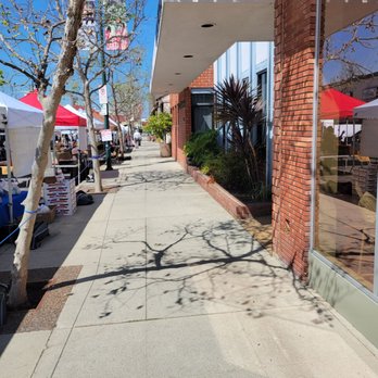 Sugar and Chakras - The street the business is on. - Reiki Near Me - Culver City, California