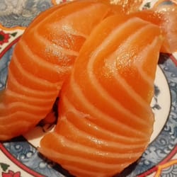 Kamon - Lachs Nigiri