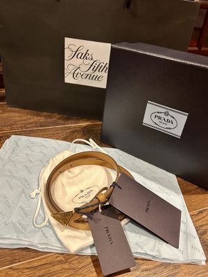 Saks Fifth Avenue by null