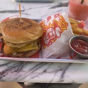 The Standard - BBQ Burger - Bars Near Me - Covington, Kentucky