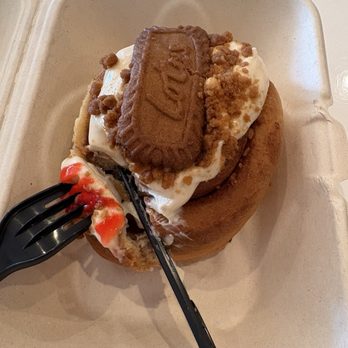 Soul Coffee - Biscoff cinnamon roll!!! I mean come on, how do they think of magical treats like this? - Coffee & Tea Near Me - Escalon, California
