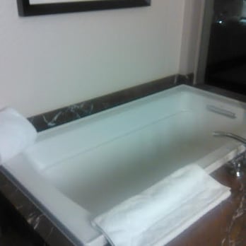 M Resort - Nice Tub! - Hotels Near Me - Henderson, Nevada