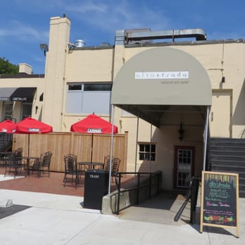 Alta Strada - Wellesley - patio to the left of the entrance from the parking lot 8/2013 - Italian Near Me - Wellesley, Massachusetts