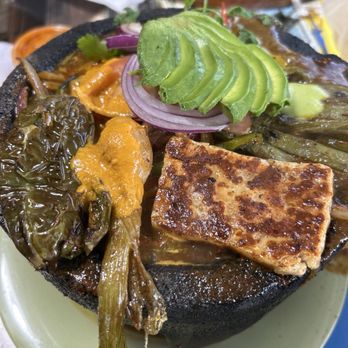 Seis Hermanas - Chicken / Pollo Molcajete - Mexican Near Me - Conyers, Georgia Seis Hermanas - Chicken / Pollo Molcajete - Mexican Near Me - Conyers, Georgia