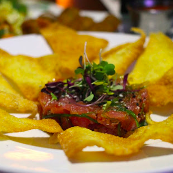 Batch - tuna ahi poke - American Near Me - Miami, Florida Batch - tuna ahi poke - American Near Me - Miami, Florida
