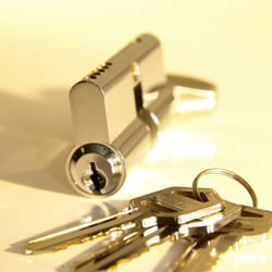 Tommy Locksmith - Profile Locks