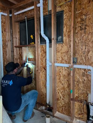 Amari Plumbing and Heating Logo