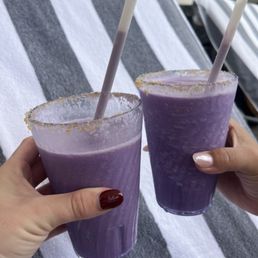 Very good ube colada Very good ube colada