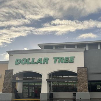 Dollar Tree - Great location, you can't miss it - Discount Store Near Me - Seal Beach, California