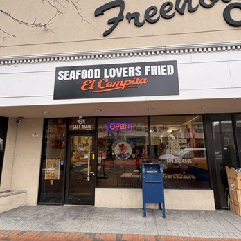 Seafood Lovers Fried - Seafood Near Me - Freehold, New Jersey Seafood Lovers Fried - Seafood Near Me - Freehold, New Jersey