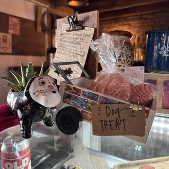 La Cheve Bakery and Brews - Pastries Para Los Doggies - Breakfast & Brunch Near Me - Napa, California