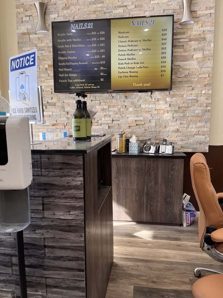 NAILS 21 Updated September 2024 29 Photos & 57 Reviews 127 E Main