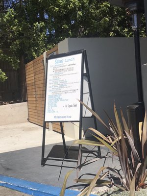 Sakana Sushi Bar & Japanese by null