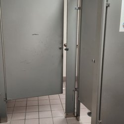 Walgreens - We easily could've been in there with a man at the same time