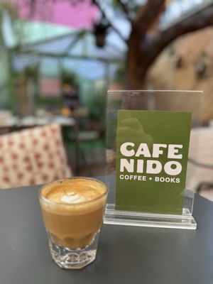 CAFE NIDO: Coffee & Books by null