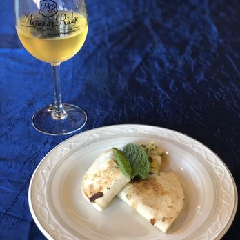 Morgan Ridge Vineyards - Quesadilla & pear salsa wine pairing QueensFeast 2019 - Wineries Near Me - Gold Hill, North Carolina Morgan Ridge Vineyards - Quesadilla & pear salsa wine pairing QueensFeast 2019 - Wineries Near Me - Gold Hill, North Carolina