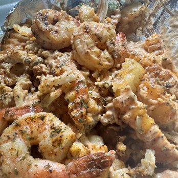 Lulu's Express - Crab(or lobster) and shrimp fries - Chicken Wings Near Me - Charlotte, North Carolina Lulu's Express - Crab(or lobster) and shrimp fries - Chicken Wings Near Me - Charlotte, North Carolina