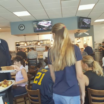 Red Fox Diner - Indoor dining - Breakfast & Brunch Near Me - Lighthouse Point, Florida