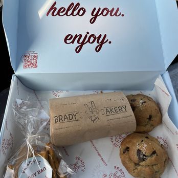 Brady's Bakery - Organic 2% Milk Brady's Doggy Bag the Chocolate Chip   Sea Salt cookie - Bakeries Near Me - Glendale, California