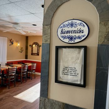 El Molcajete - Mexican Near Me - Geneva, Illinois El Molcajete - Mexican Near Me - Geneva, Illinois