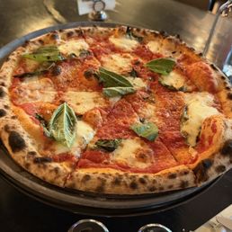 MARGHERITA PIZZA MARGHERITA PIZZA