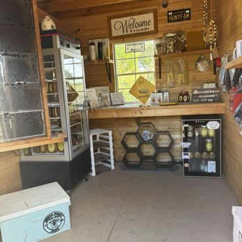 Sierra Honey Farm - Specialty Food Near Me - Paso Robles, California Sierra Honey Farm - Specialty Food Near Me - Paso Robles, California