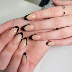 Ava Nails